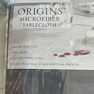 Origins Spill-Proof Microfiber Tablecloth in Gray Rectangle NEW